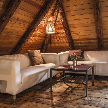 Ve Stoleti Penzion Loděnice