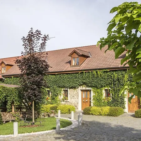 Ve Stoleti Guest house 3*